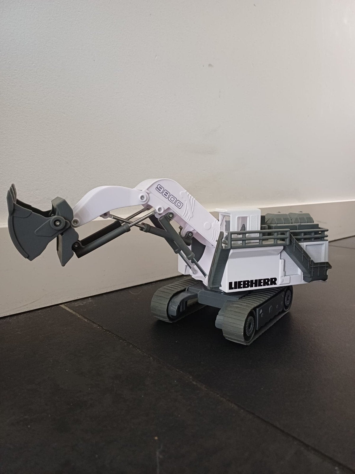 Siku Liebherr R9800 Mijn Graafmachine 1:87, Ophalen of Verzenden, Zo goed als nieuw, Hijskraan, Tractor of Landbouw, SIKU