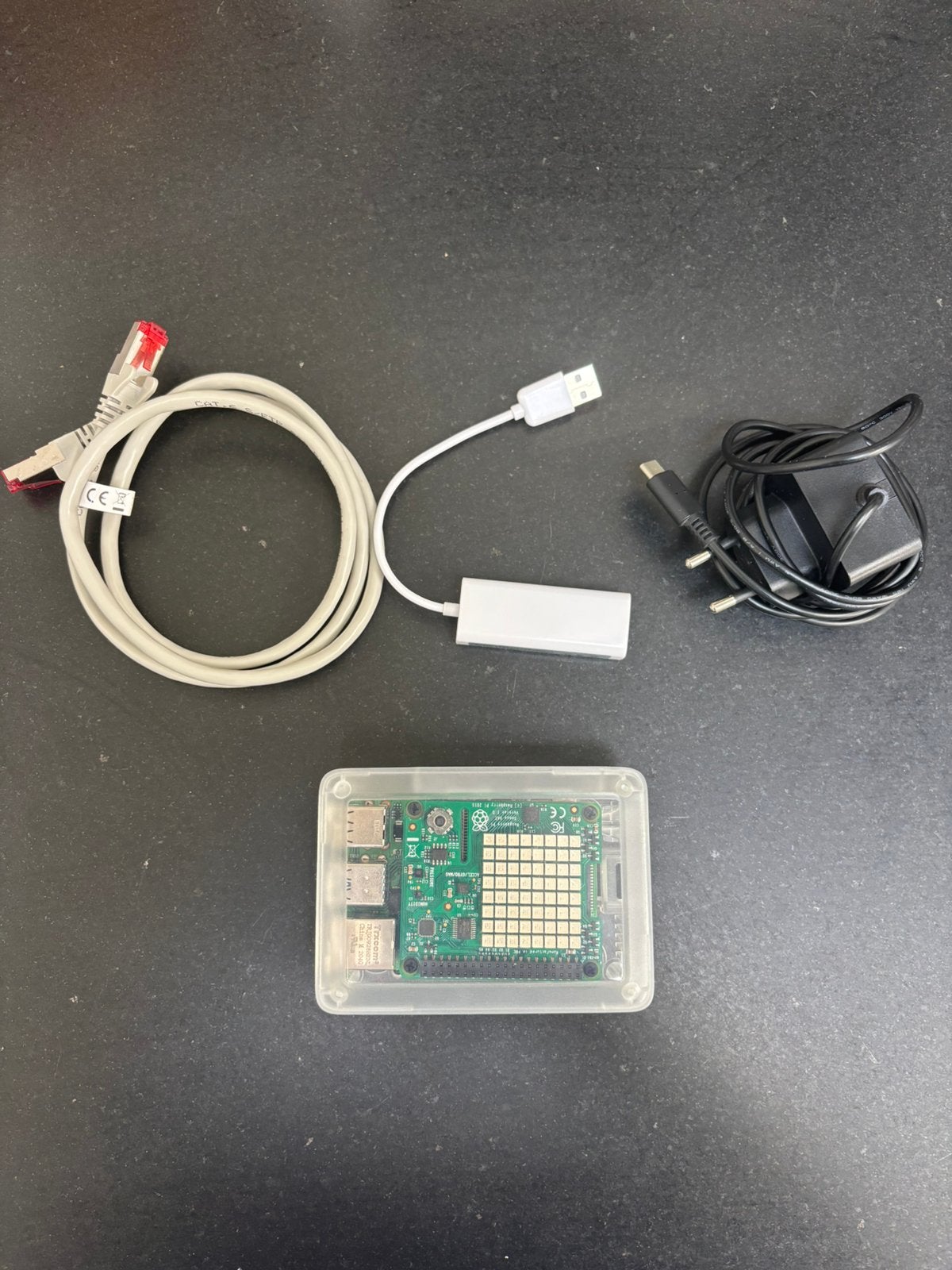 Raspberry Pi 4 Model B 2GB complete set + accessoires, Verzenden, Gebruikt