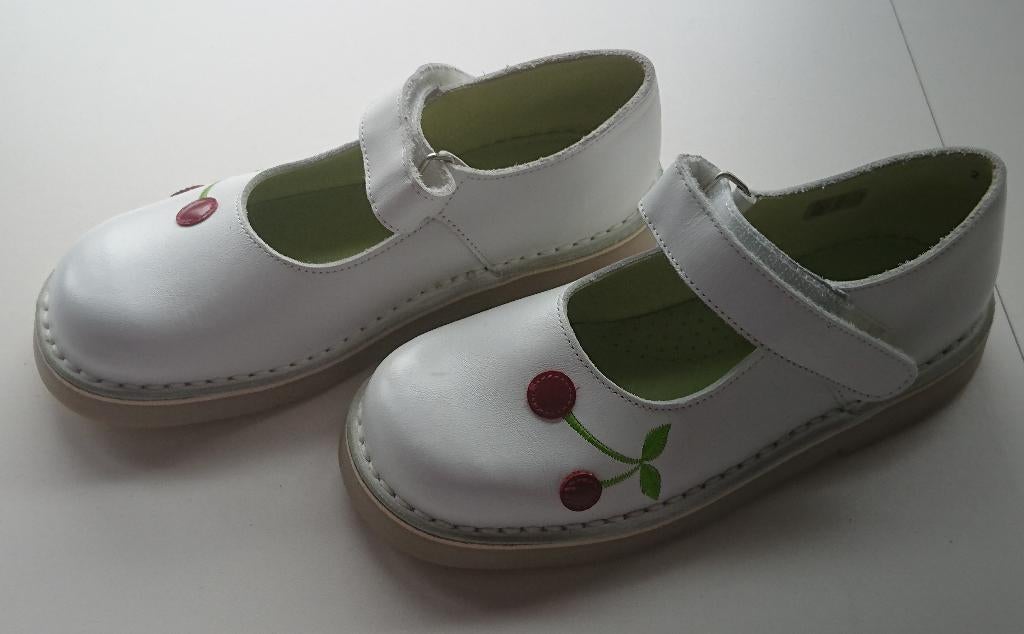 GBB leren witte ballerina’s (klittenbandaansluiting) maat 32, Ophalen, Meisje, Schoenen, Nieuw