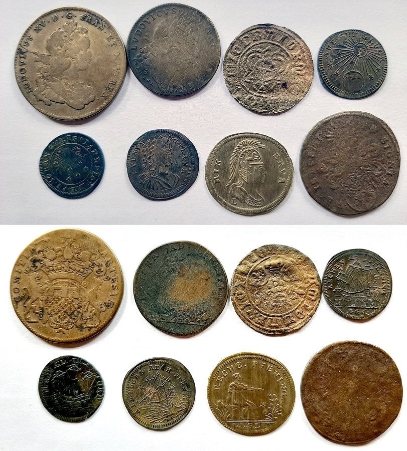 8 oude Rekenpenningen, Postzegels en Munten, Verzenden, Overige materialen