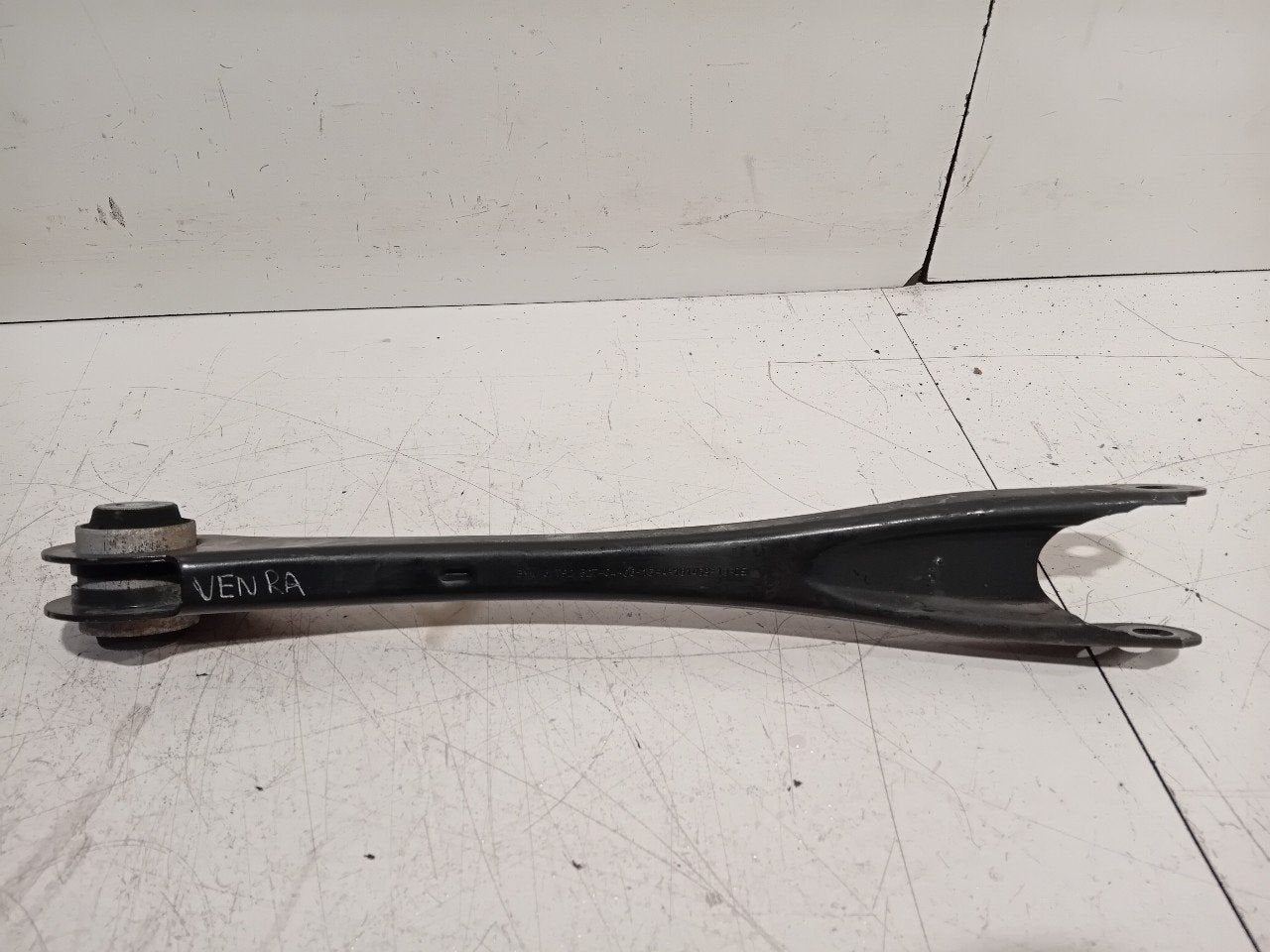 Draagarm rechts achter BMW 4 serie, Onderdelen@venauto.nl, Van der Ven Autorecycling B.V., Gebruikt, Ettenseweg 76, 4706 PB Roosendaal, The Netherlands