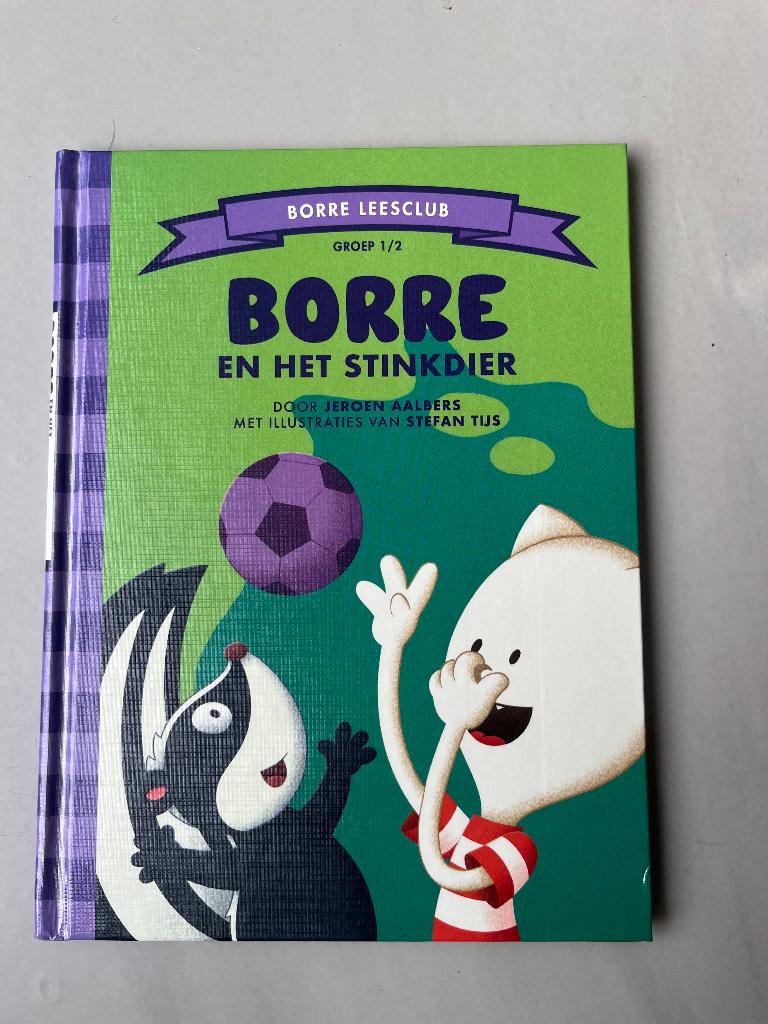 Borre en het stinkdier, Ophalen of Verzenden, Gelezen, Fictie algemeen