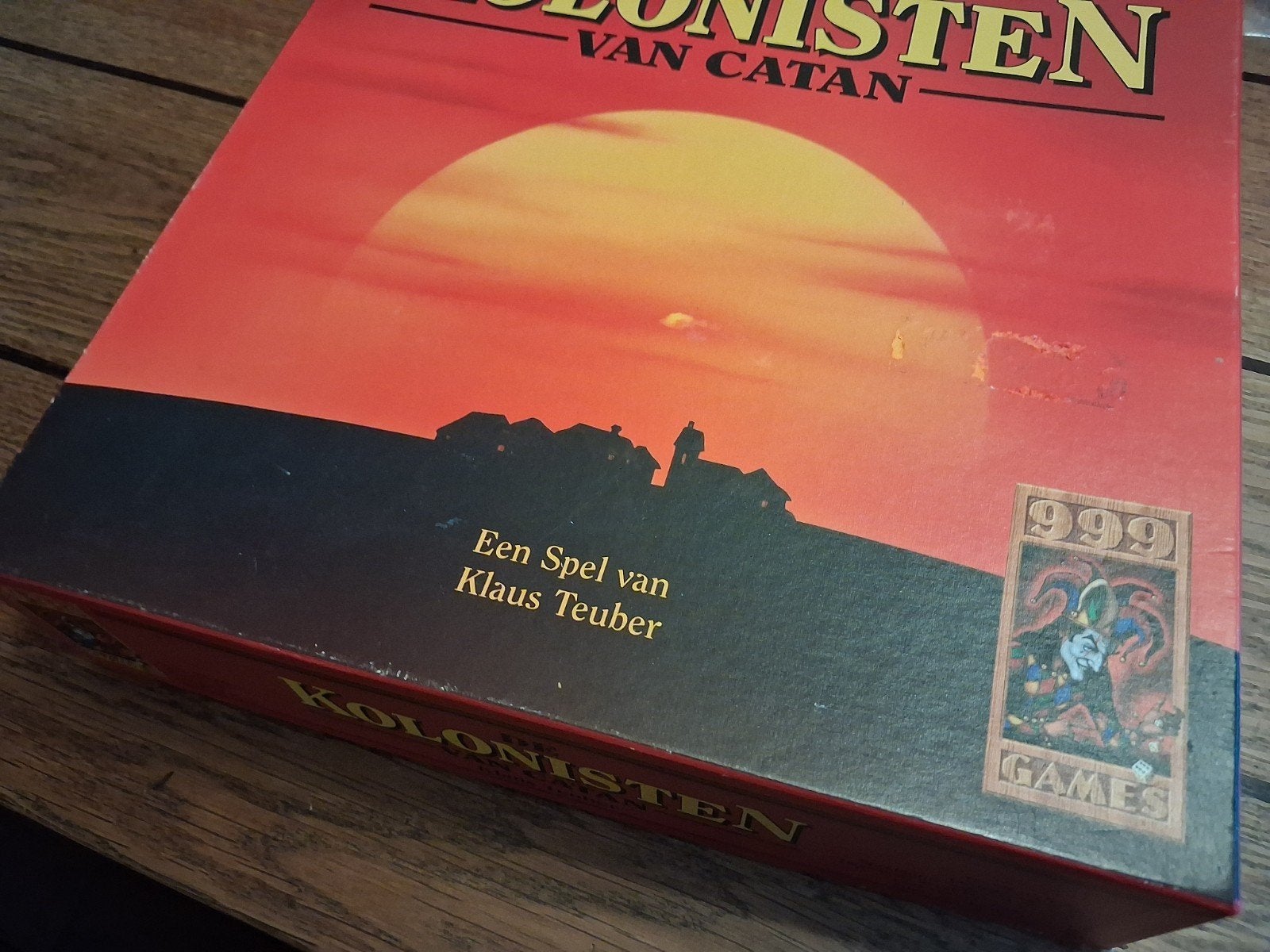 De Kolonisten van Catan - Klassiek bordspel hout vintage, Drie of vier spelers, Ophalen of Verzenden, Gebruikt, 999 Games
