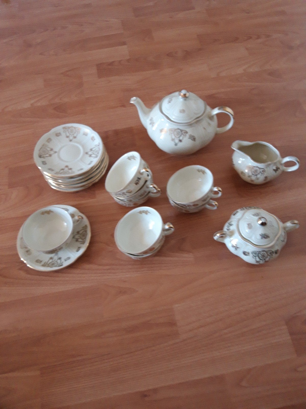 thee servies, Ophalen
