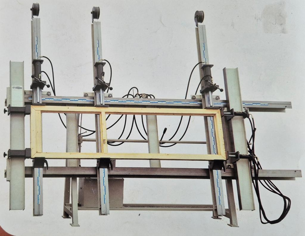 Hydraulische klembank., Doe-het-zelf en Verbouw, Gereedschap | Overige machines, Ophalen
