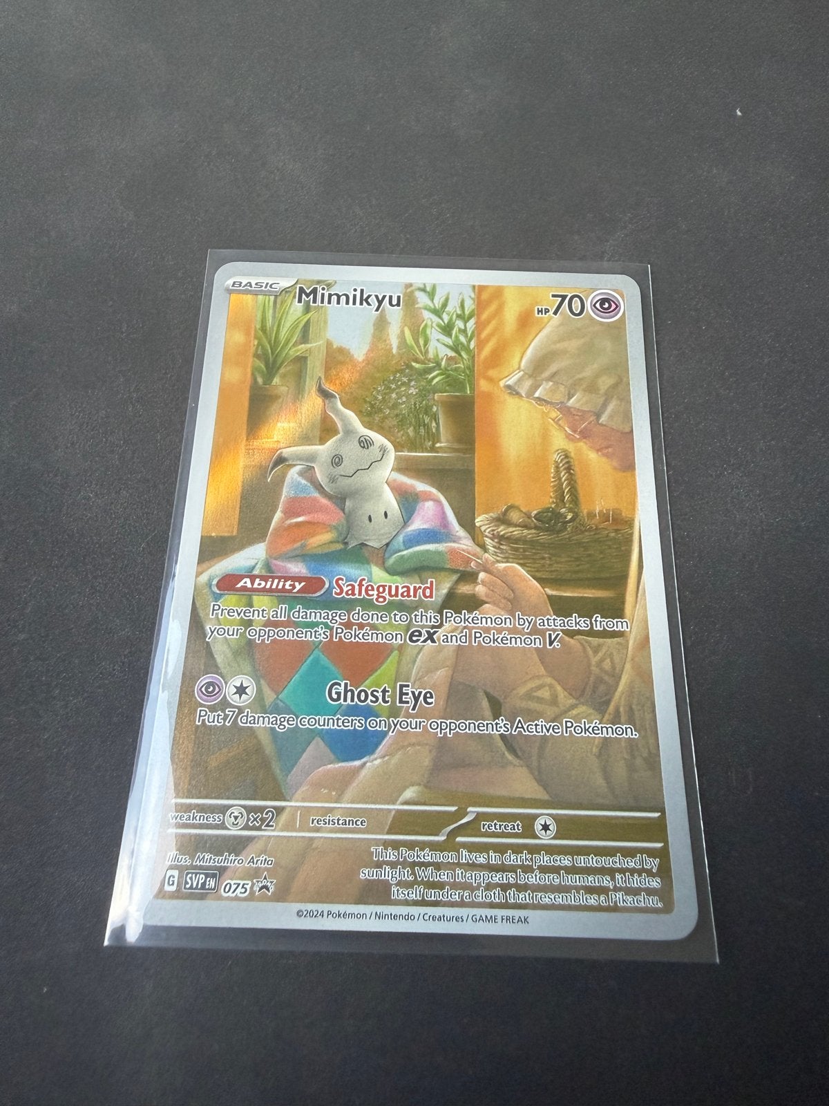 Mimikyu Pokémon kaart (SVP EN 075) - Zo goed als nieuw, Ophalen of Verzenden, Zo goed als nieuw, Losse kaart