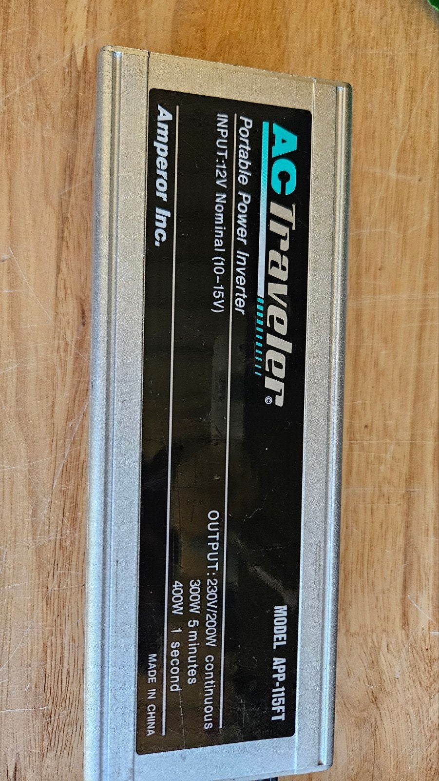 AC Traveler Draagbare Omvormer 12V naar 230V/200W, Ophalen of Verzenden, Nieuw