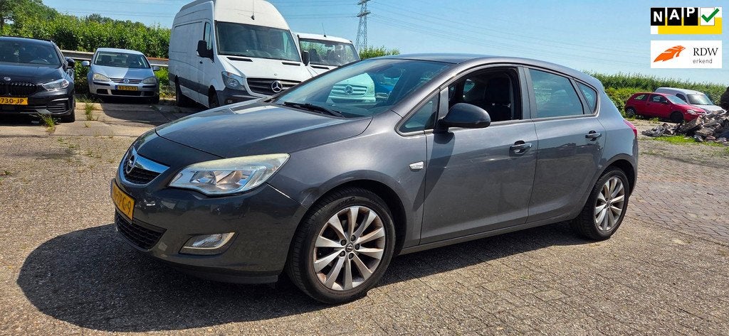 Opel Astra 1.4 Turbo Sport Airco Apk 10-2026, Auto's, Opel, Voorwielaandrijving, Euro 5, Start-stop-systeem, Gebruikt