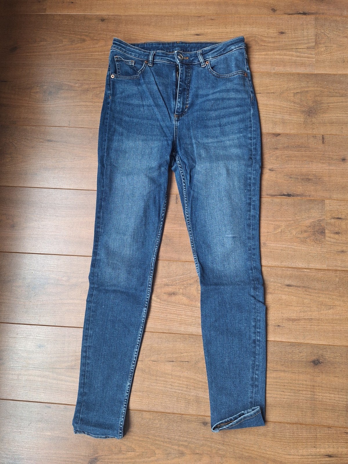 Comfortabele Monki Skinny Jeans - Maat 33 met stretch, Blauw, Ophalen of Verzenden, Monki, Maat 34 (XS) of kleiner