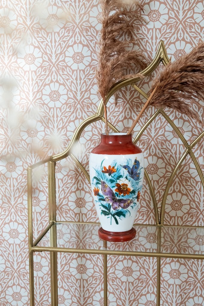 Vintage opaline melkglas vaas met vlinders en bloemen, Antiek en Kunst, Ophalen of Verzenden