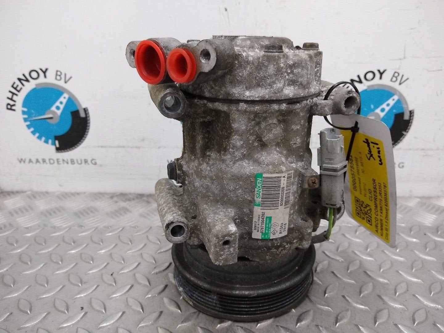 RENAULT CLIO 1.5 dCi Authentique  AIRCO COMPRESSOR / AIRCOPO, Ophalen of Verzenden, Gebruikt, ARN erkend