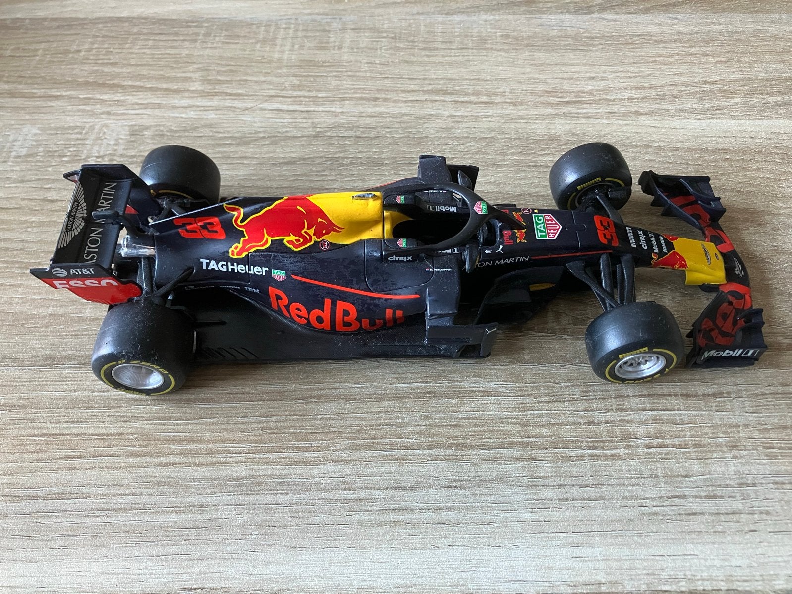 Red Bull Racing F1 modelauto - Max Verstappen, Hobby en Vrije tijd, Modelbouw | Auto's en Voertuigen, Nieuw, Auto, Overige merken