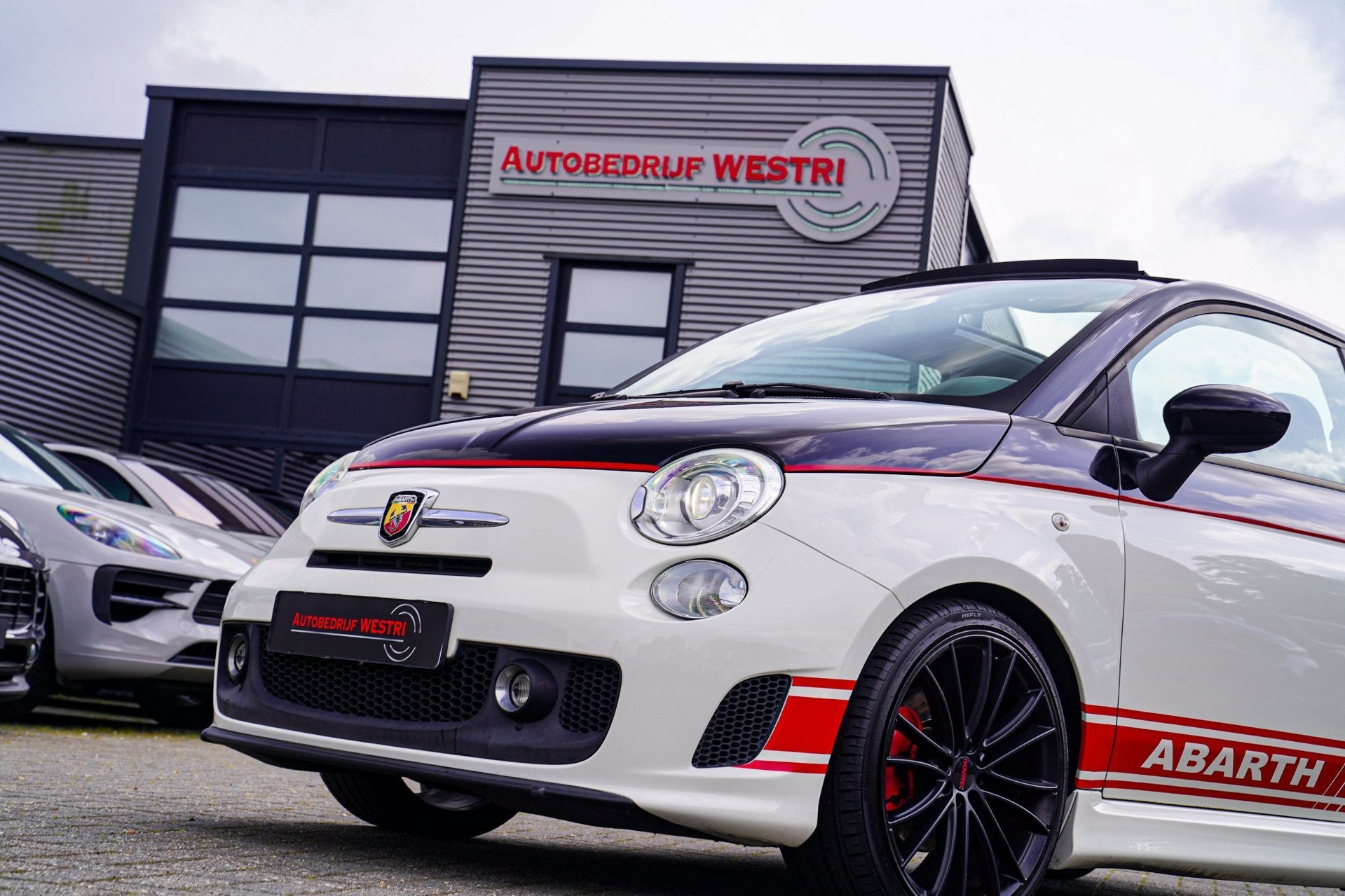 Fiat 500 C 1.4-16V Abarth | Novitec Velgen |200Pk | Esse-ess, Euro 5, 15 km/l, 4 cilinders, Cabriolet