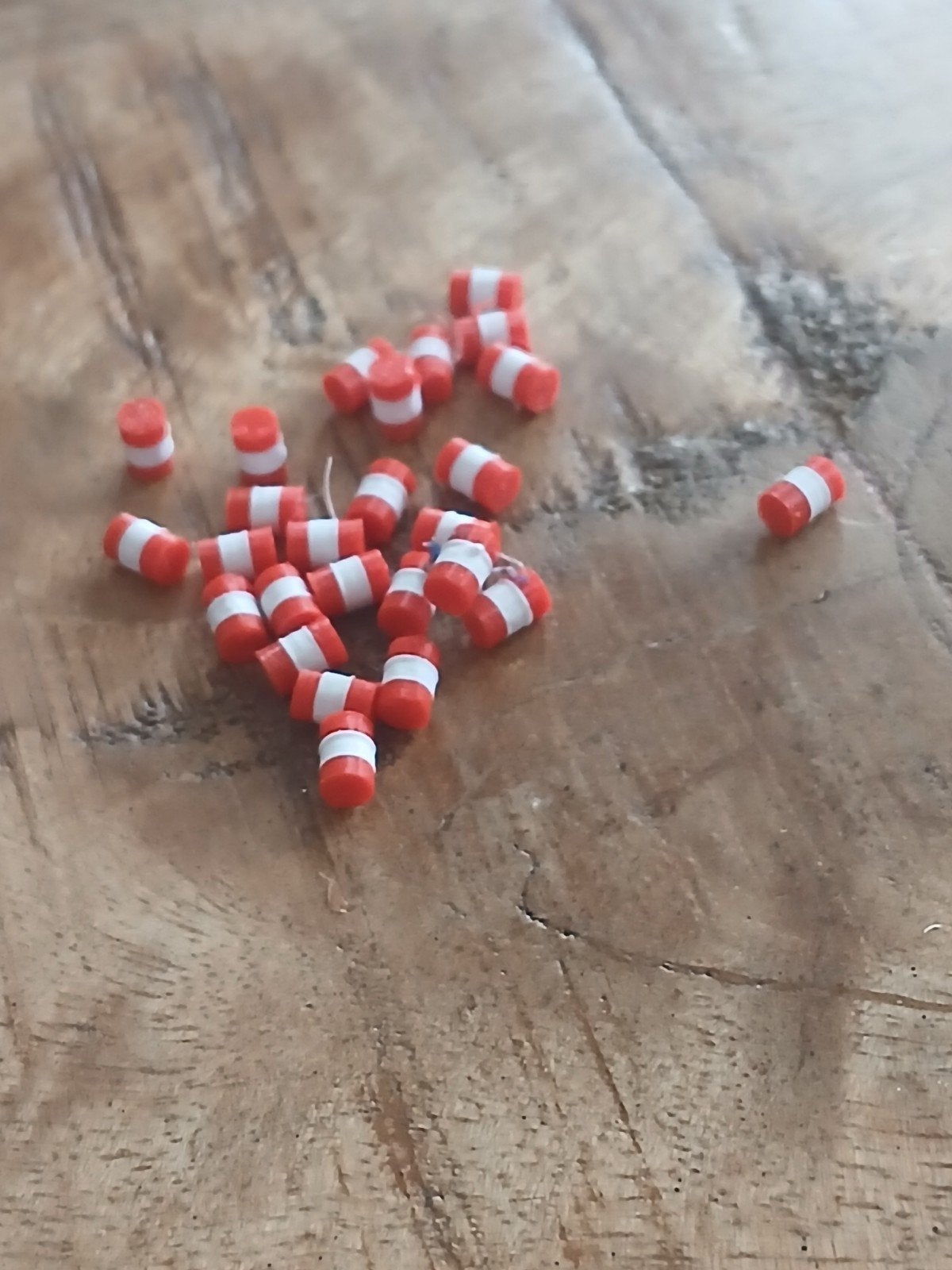 multicolor olievaten rood wit N, Hobby en Vrije tijd, Overige merken, Gelijkstroom, Verzenden, Overige typen