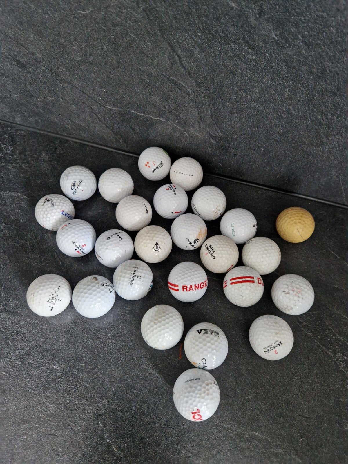 26 golfballen, Ophalen
