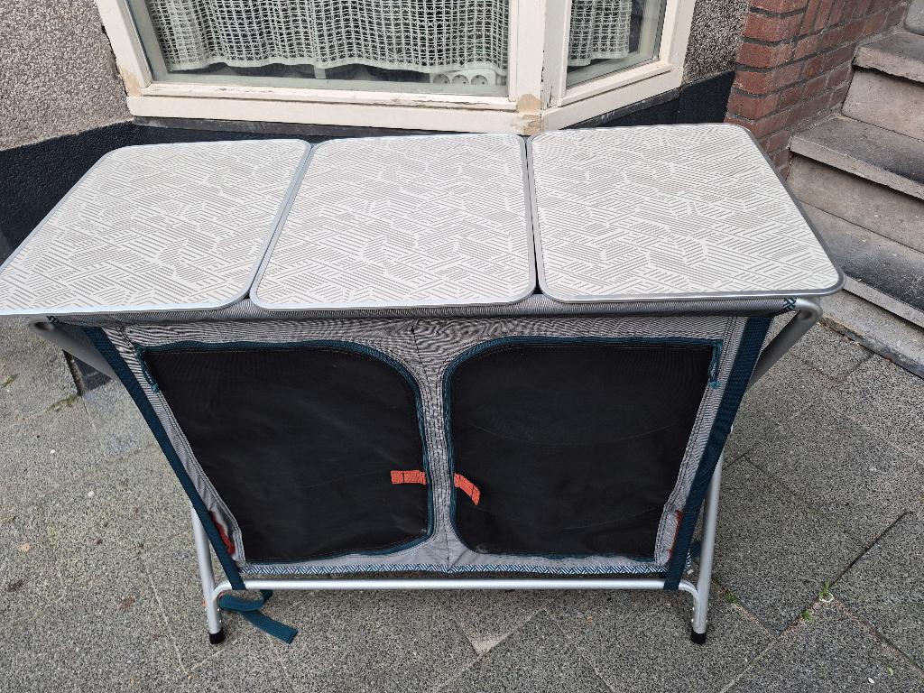 Camping keuken Decathlon Quechua 500, Ophalen, Zo goed als nieuw, Campingmeubel-accessoire