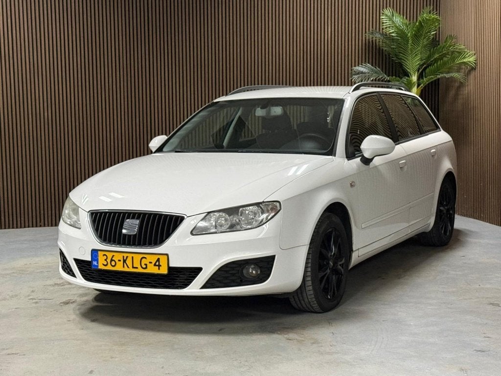 SEAT Exeo ST 1.6 Reference (bj 2010), Auto's, Stof, Gebruikt, 4 cilinders, Wit