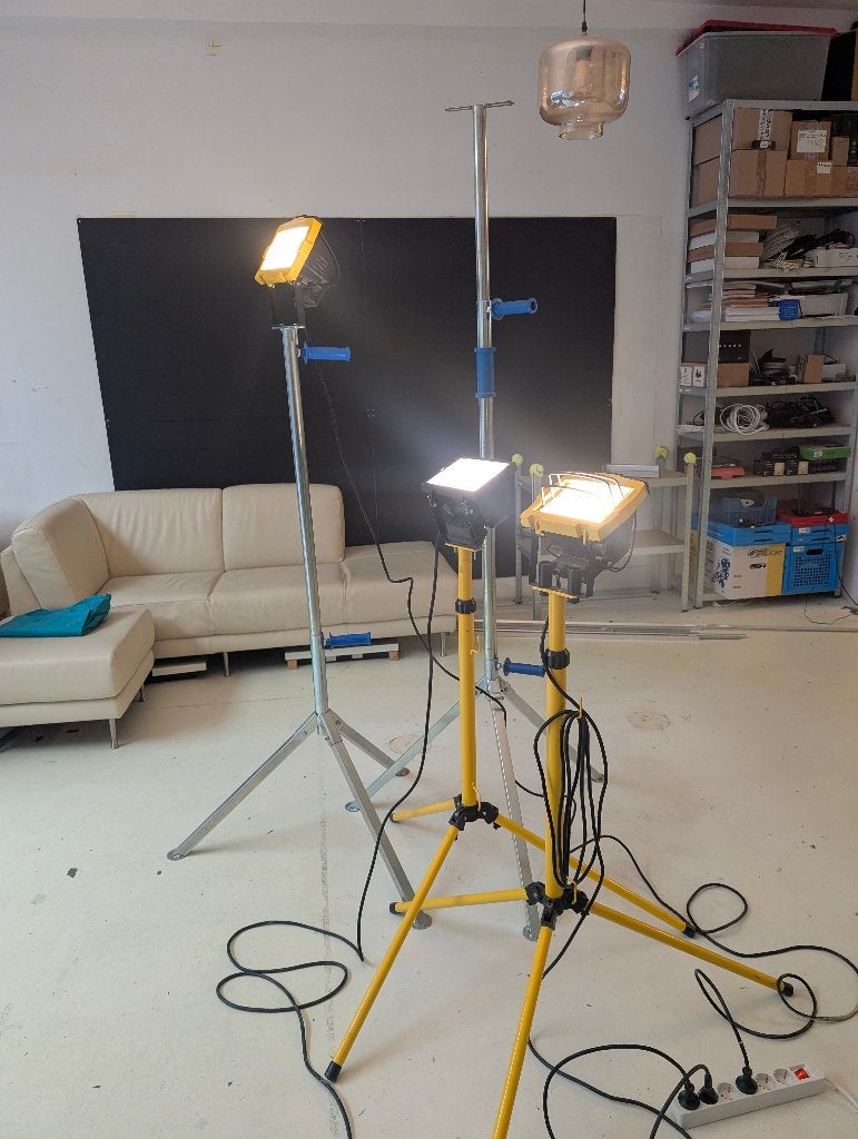Bouwlampen (3x) en statieven (4x) 10 tot 40 euro, Ophalen, Gebruikt, Overige typen, Met statief