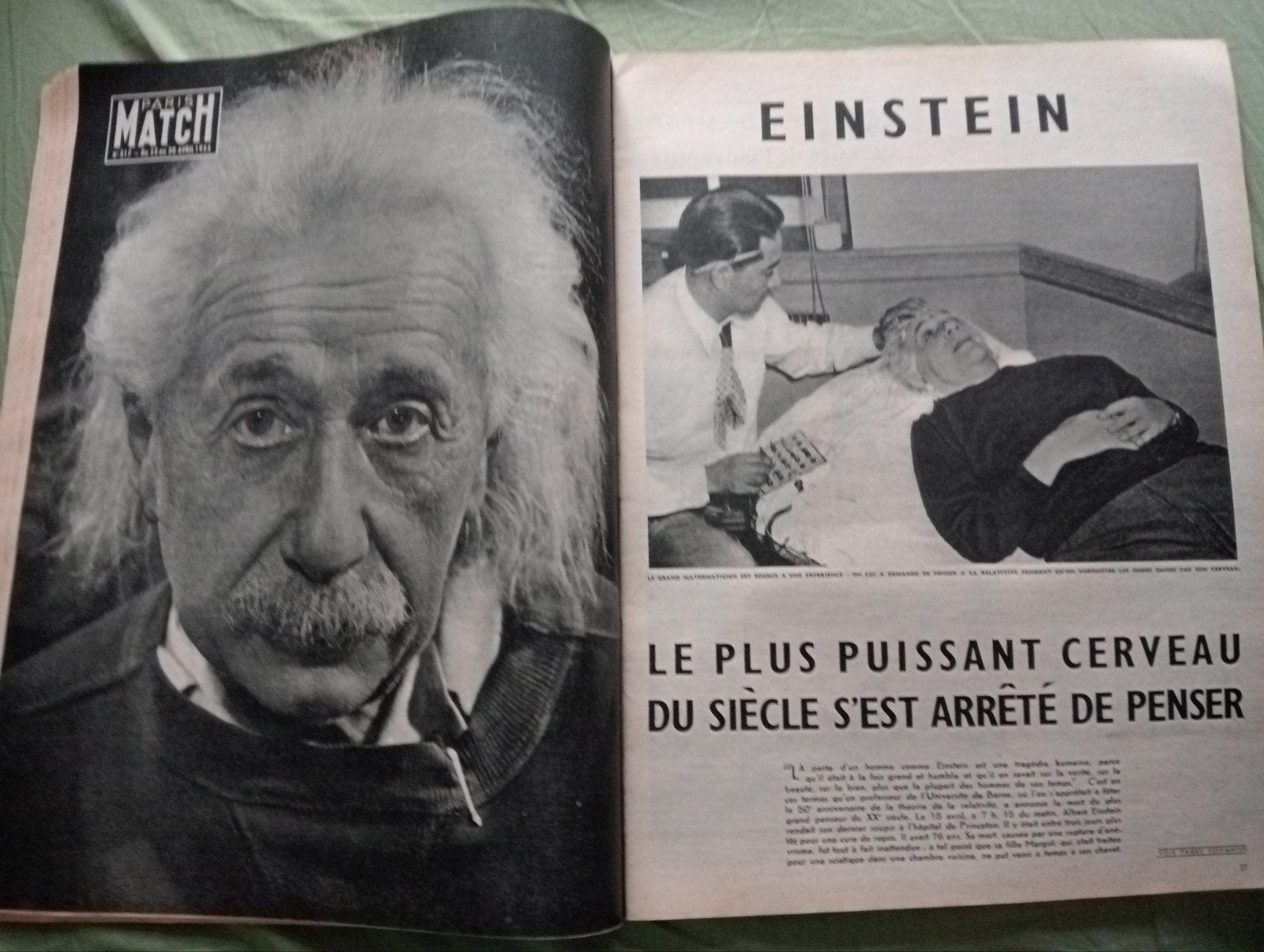 Paris Match Magazine - Einstein Est Mort (1955), Boeken, Ophalen of Verzenden, Gelezen, Overige typen
