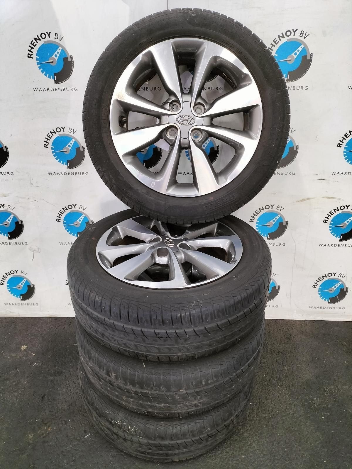hyundai I20 2017 Zomerset 195/55 Pirelli, Auto-onderdelen, Gebruikt, -, Banden en Velgen, Ophalen of Verzenden