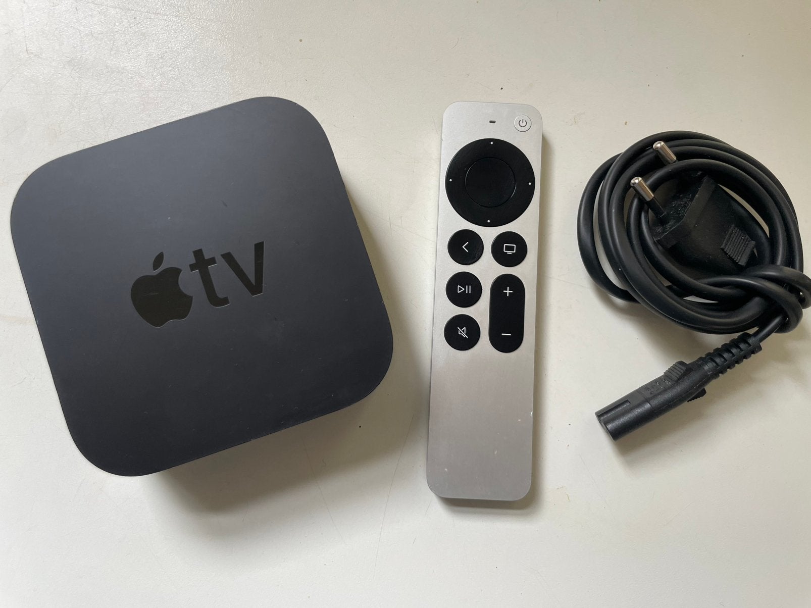Apple TV 4K 2e generatie, Ophalen of Verzenden, Zo goed als nieuw, Minder dan 500 GB
