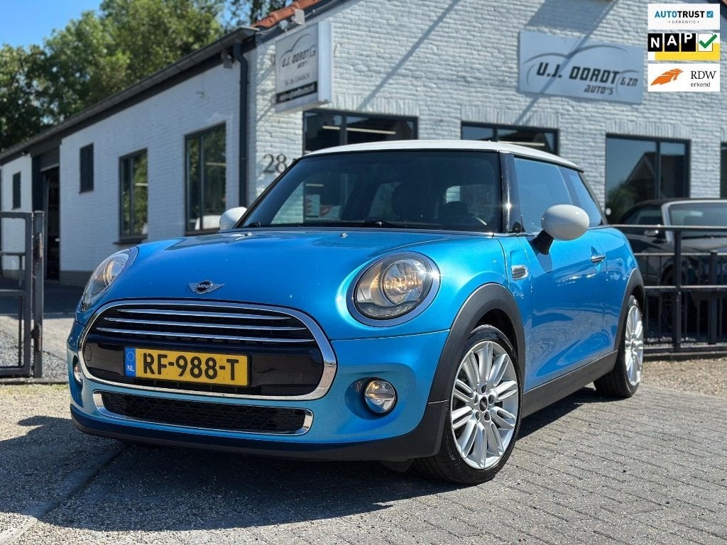 Mini Cooper 1.5 Business blauw. Hele leuke sportieve auto!, 136 pk, Zwart, Blauw, Leder