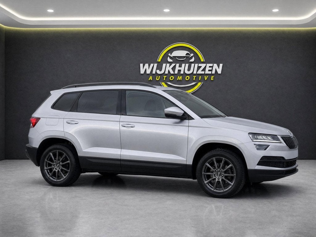 Skoda Karoq 1.5 TSI ACT Style Business met Panorama dak ! Le, Auto's, Skoda, 4 cilinders, 150 pk, Bedrijf, 690 kg
