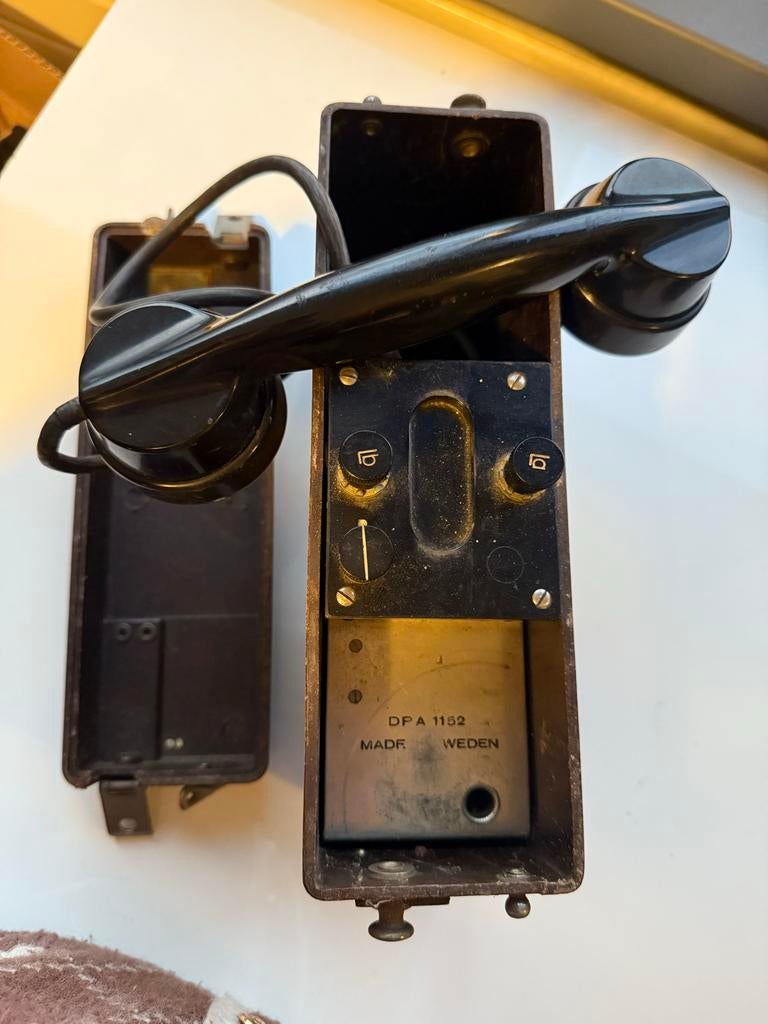 WW2 Ericsson Militair Veldtelefoon - Zweeds Origineel, Ophalen of Verzenden, Landmacht, Overige gebieden, Overige typen