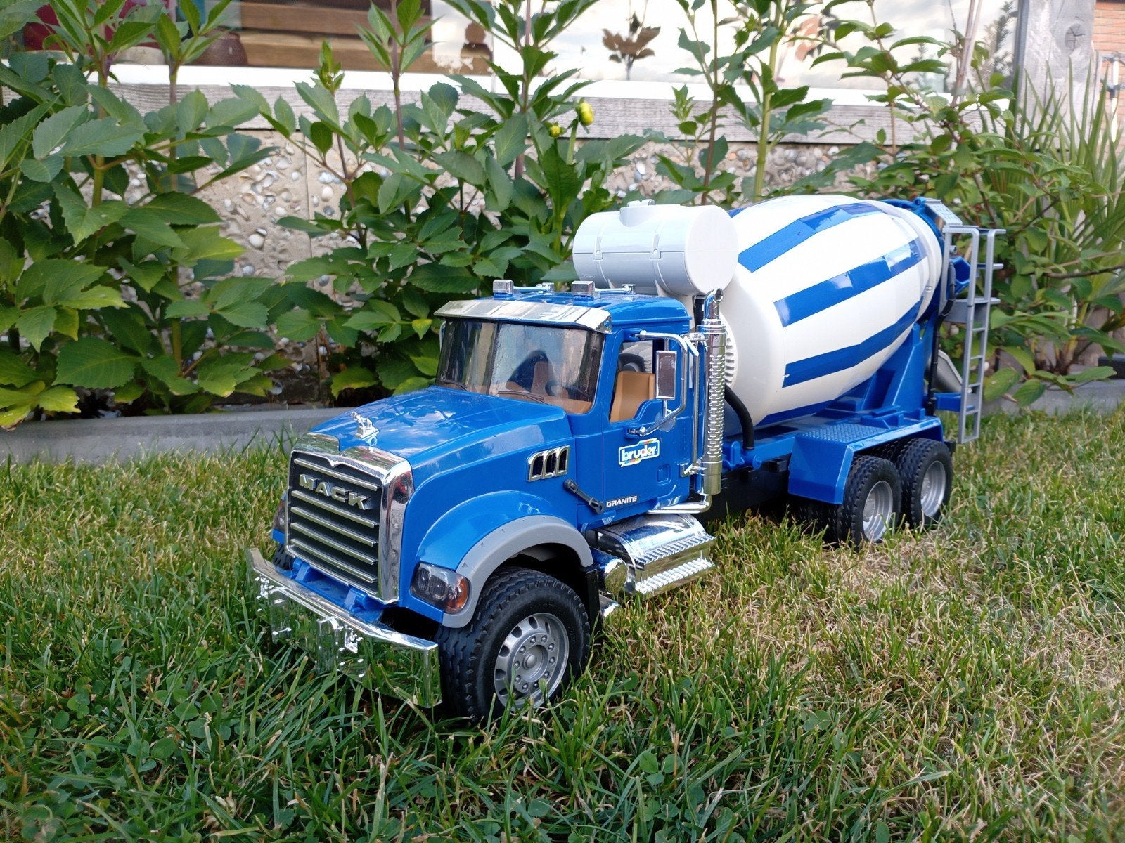 Bruder Cementmixer Mack, Kinderen en Baby's, Ophalen, Gebruikt