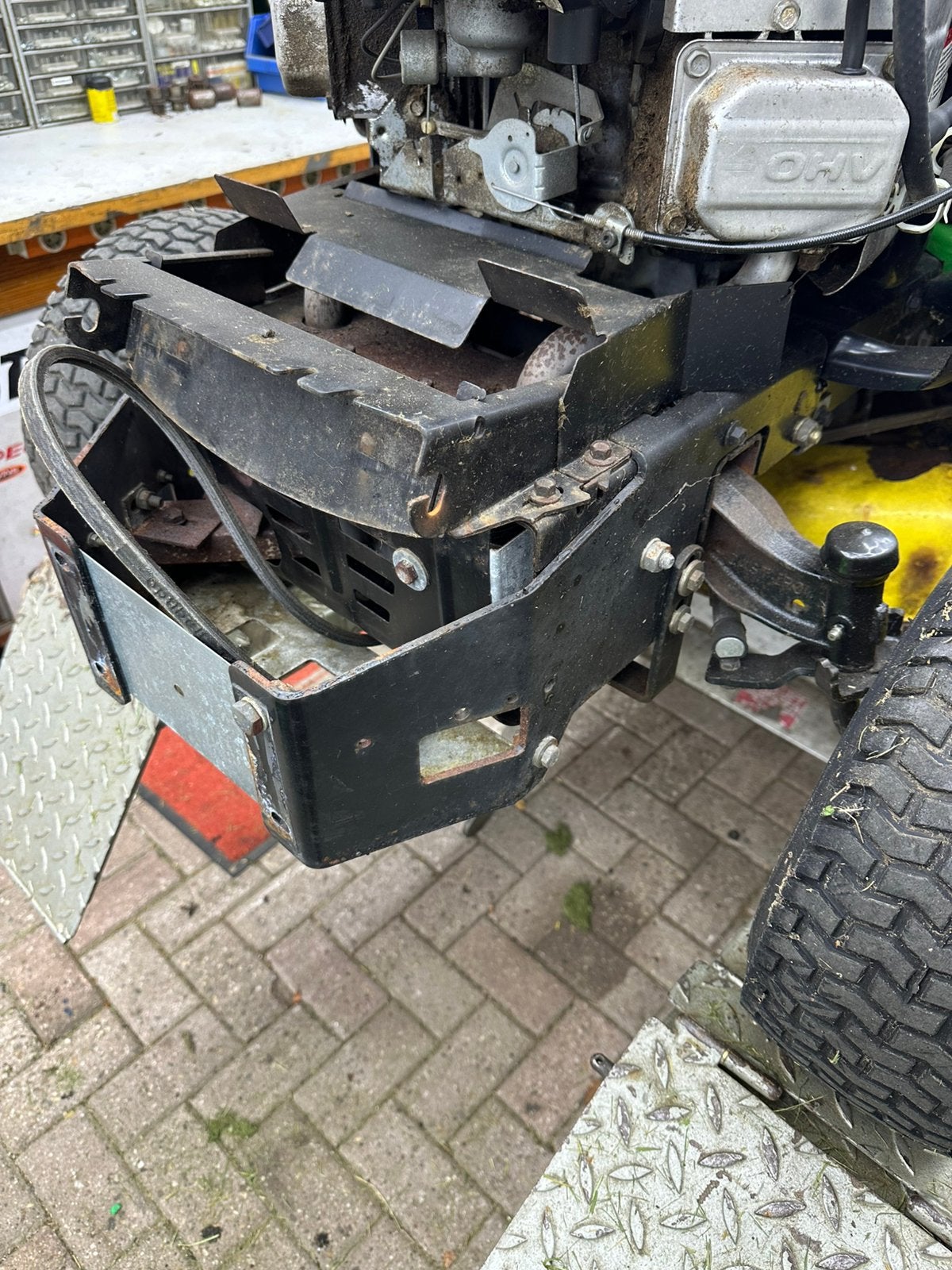 Tielbürger Aanbouwraam John Deere L100 + x100 serie, Ophalen of Verzenden, Gebruikt, 50 cm of meer