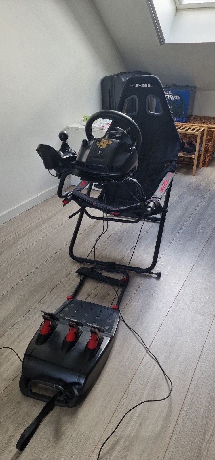 Playseat Challenge met Logitech G27 racestuur en pedalen, Ophalen, Gebruikt