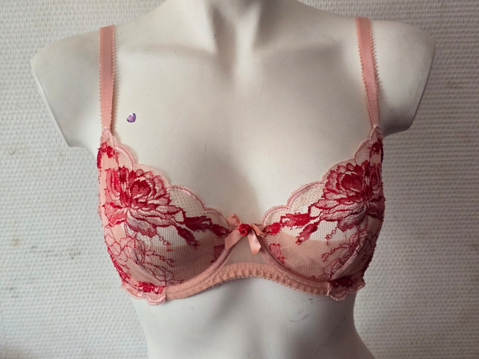 L'Agent by Agent Provocateur BH met rood kant maat 75DD, L'Agent, Ophalen of Verzenden, Roze, BH