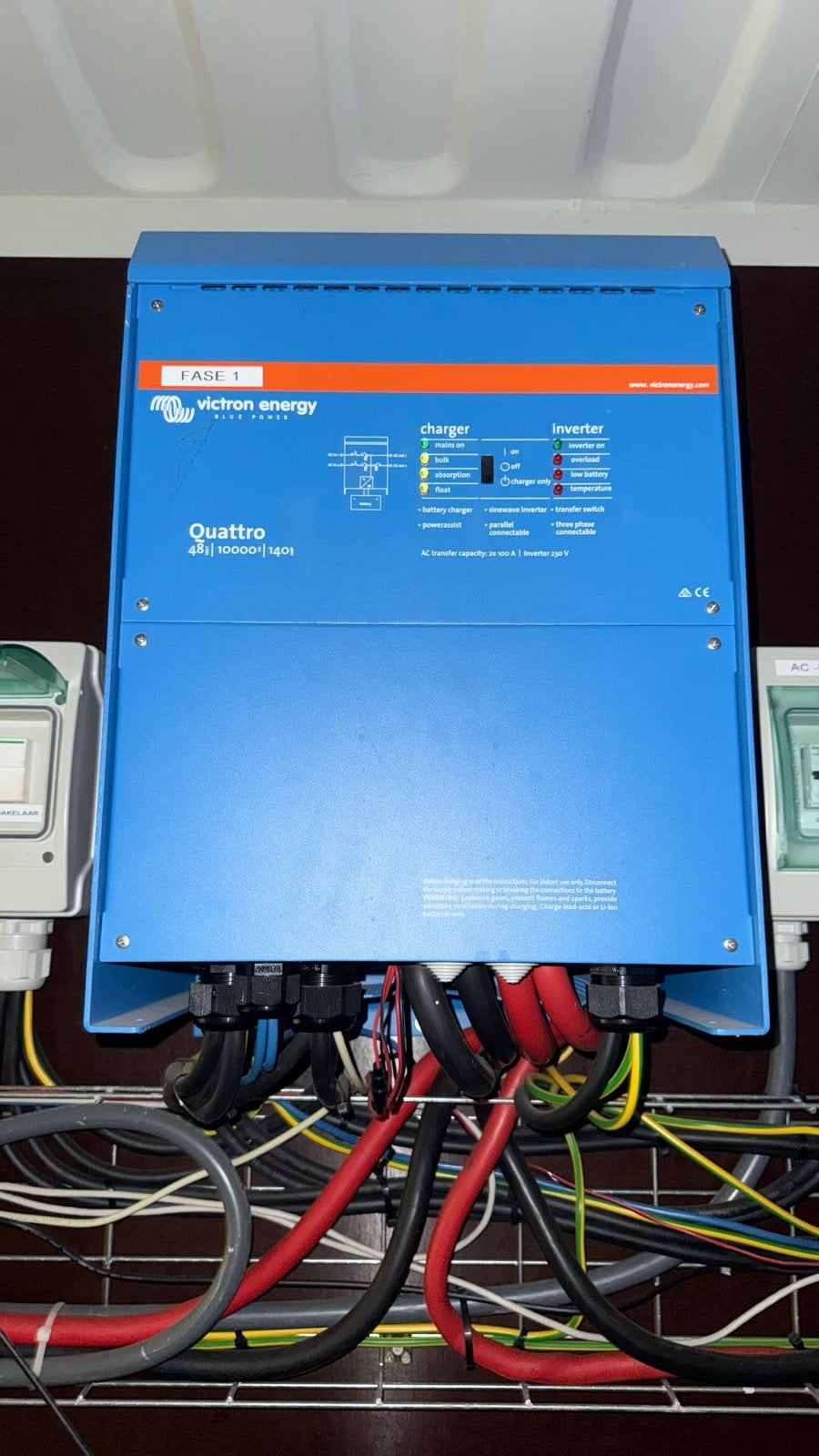 3x Victron Energy Quattro 48V 10000VA Omvormer/Lader, Ophalen, Zo goed als nieuw, Overige typen