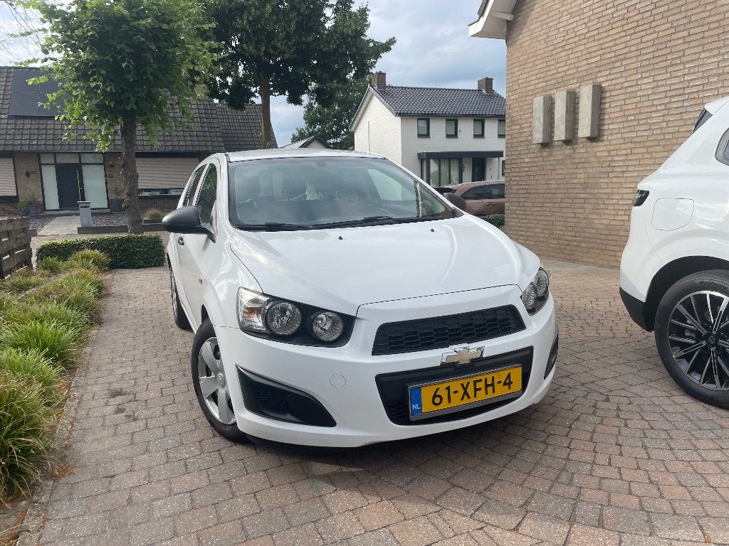 Chevrolet Aveo 1.2 LT (2012) – Airco & All-Season banden