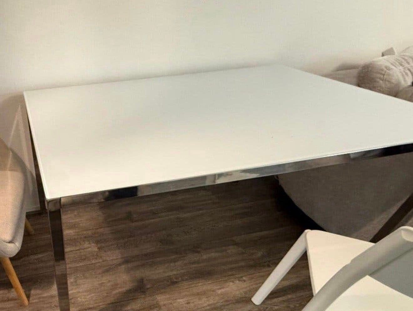 Eettafel, Ophalen, Zo goed als nieuw