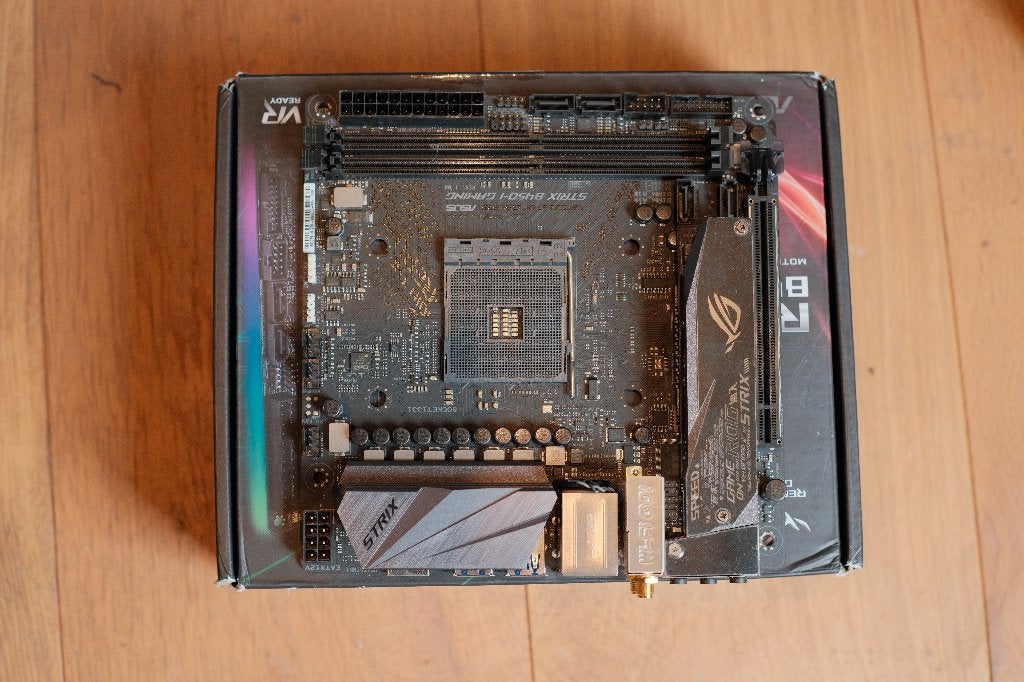 ROG STRIX B450-I Gaming Motherboard, Ophalen, Gebruikt, DDR4, Mini-ITX