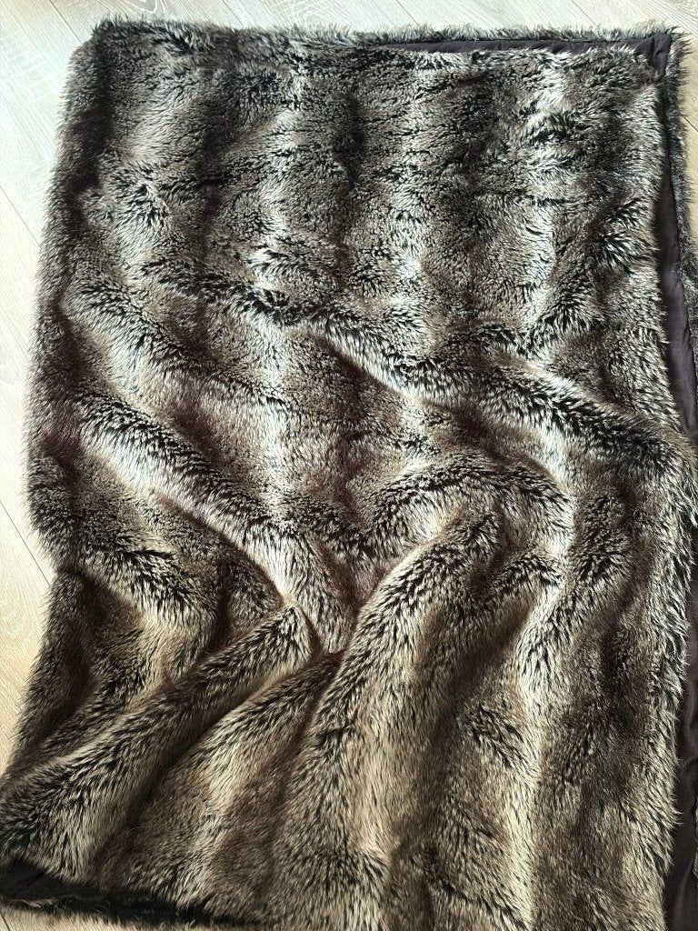Riverdale plaid met bijpassende kussens, Acryl, 200 cm, Zo goed als nieuw, Bruin