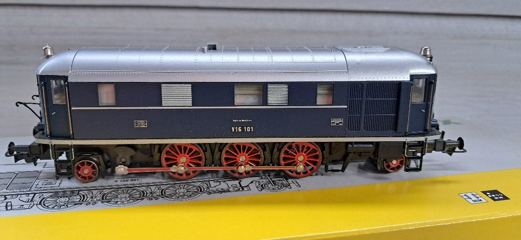 TRIX 22449 D-lok BR V16 (V16-101) DR, Hobby en Vrije tijd, Modeltreinen | H0, Trix, Ophalen of Verzenden, Zo goed als nieuw, Analoog
