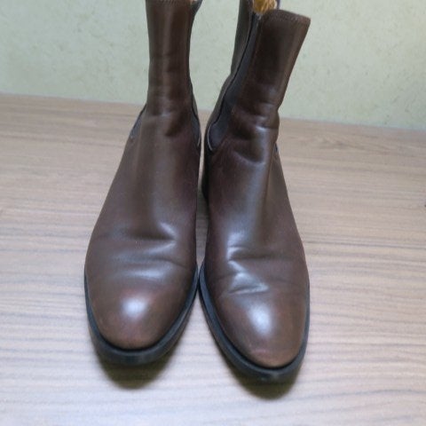 Korte laarsjes bruin hak 4 cm Tod's mt 39,5, Kleding | Dames, Schoenen, Bruin, Lage of Enkellaarzen, Ophalen of Verzenden, Zo goed als nieuw