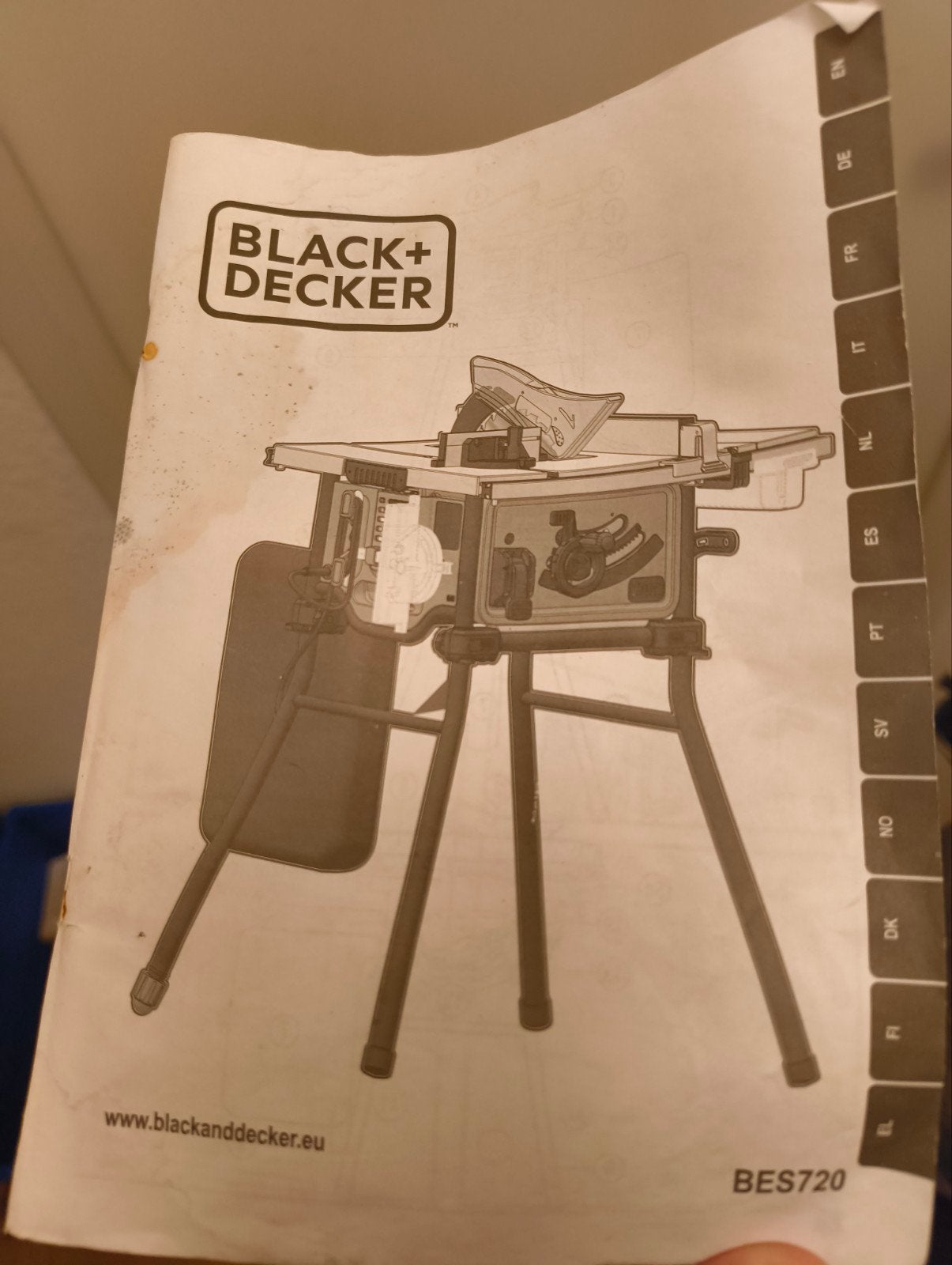 Foto 7 van Black en Decker BES720 Zaagtafel
