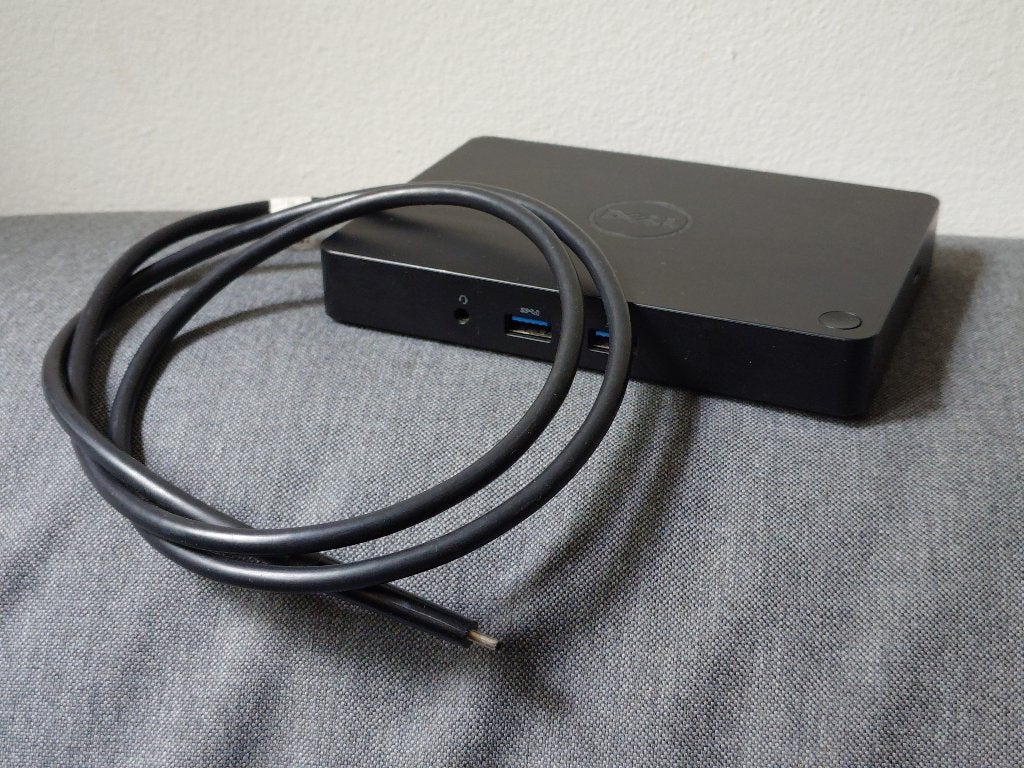 Dell WD15 Docking Station, Computers en Software, Dockingstations, Ophalen of Verzenden, Zo goed als nieuw, Dell, Docking station