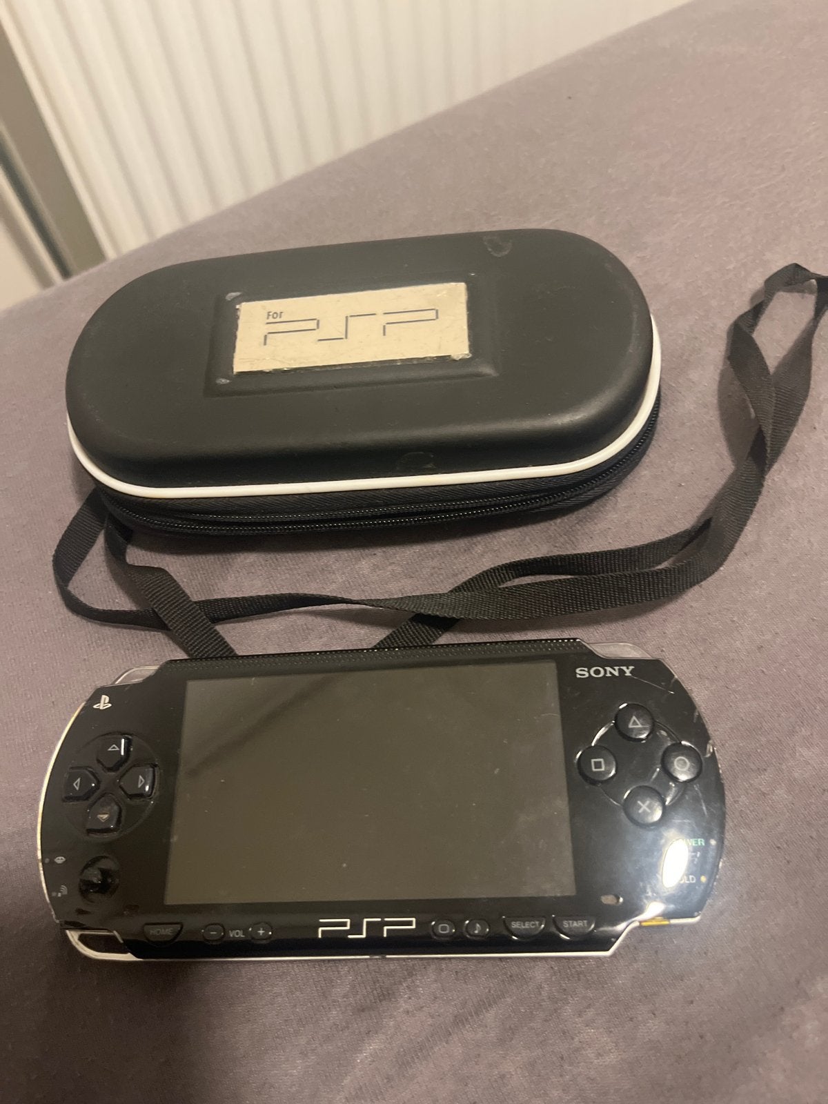 Sony PSP 3000 met hoesje - Gebruikt, Spelcomputers en Games, Ophalen of Verzenden, Gebruikt, Zwart, PSP 3000