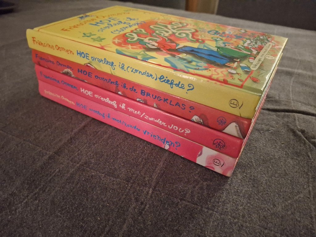 3 titels van hoe overleef ik..... door Francine Oomen., Boeken, Ophalen of Verzenden, Zo goed als nieuw