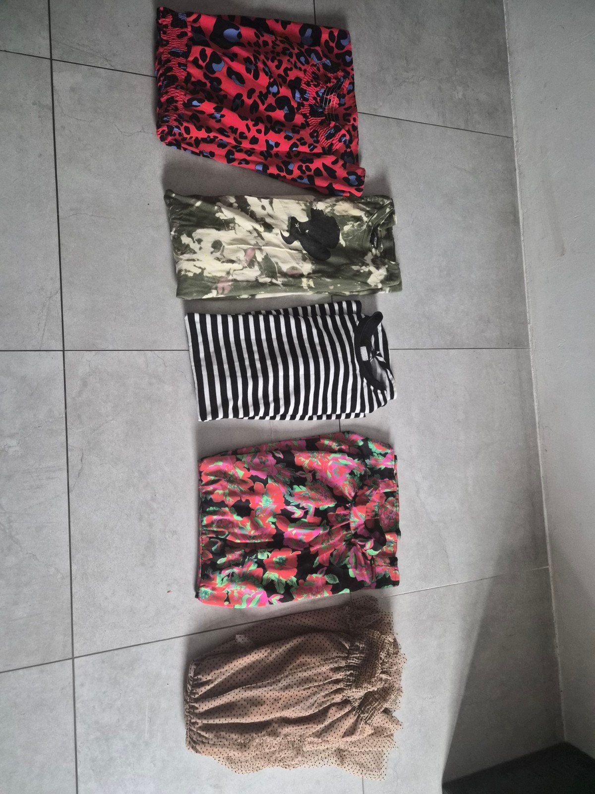 5 jurkjes maat L, Kleding | Dames, Mutsen, Sjaals en Handschoenen, Ophalen of Verzenden, Zo goed als nieuw, Maat 38/40 (M), Sjaal