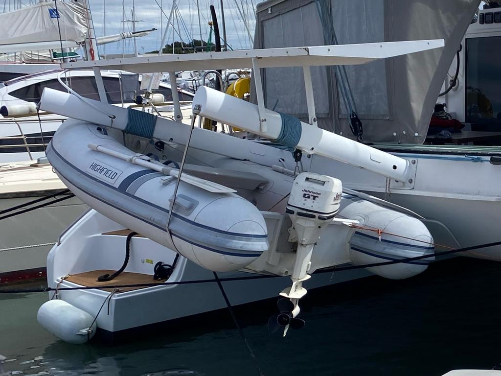 Highfield UL 310 RIB met 15 PK Johnson en trailer, Aluminium, Gebruikt, Benzine, Minder dan 70 pk