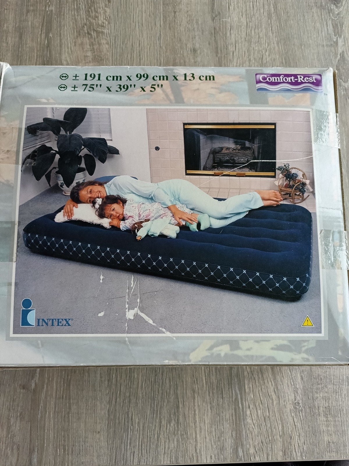 Intex 1persoons  luchtbed, Caravans en Kamperen, Luchtbedden, Ophalen of Verzenden