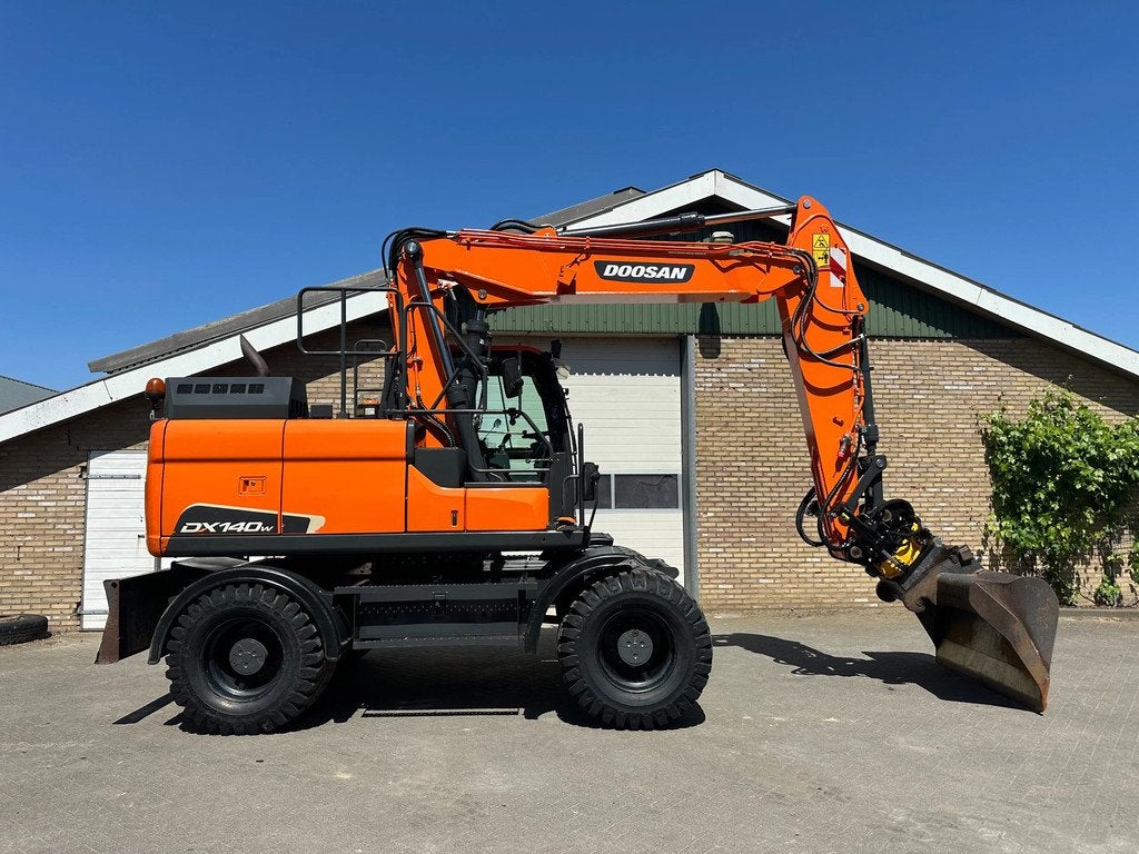 Doosan DX140W-5 (bj 2020), Graafmachine