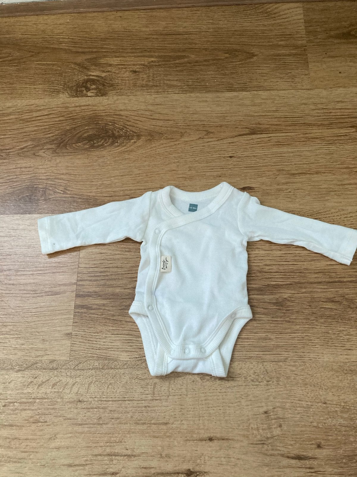 Hema overslagromper wit maat 44, Kinderen en Baby's, Babykleding | Prematuur, Ophalen, Nieuw, Jongetje of Meisje, Nacht- of Onderkleding