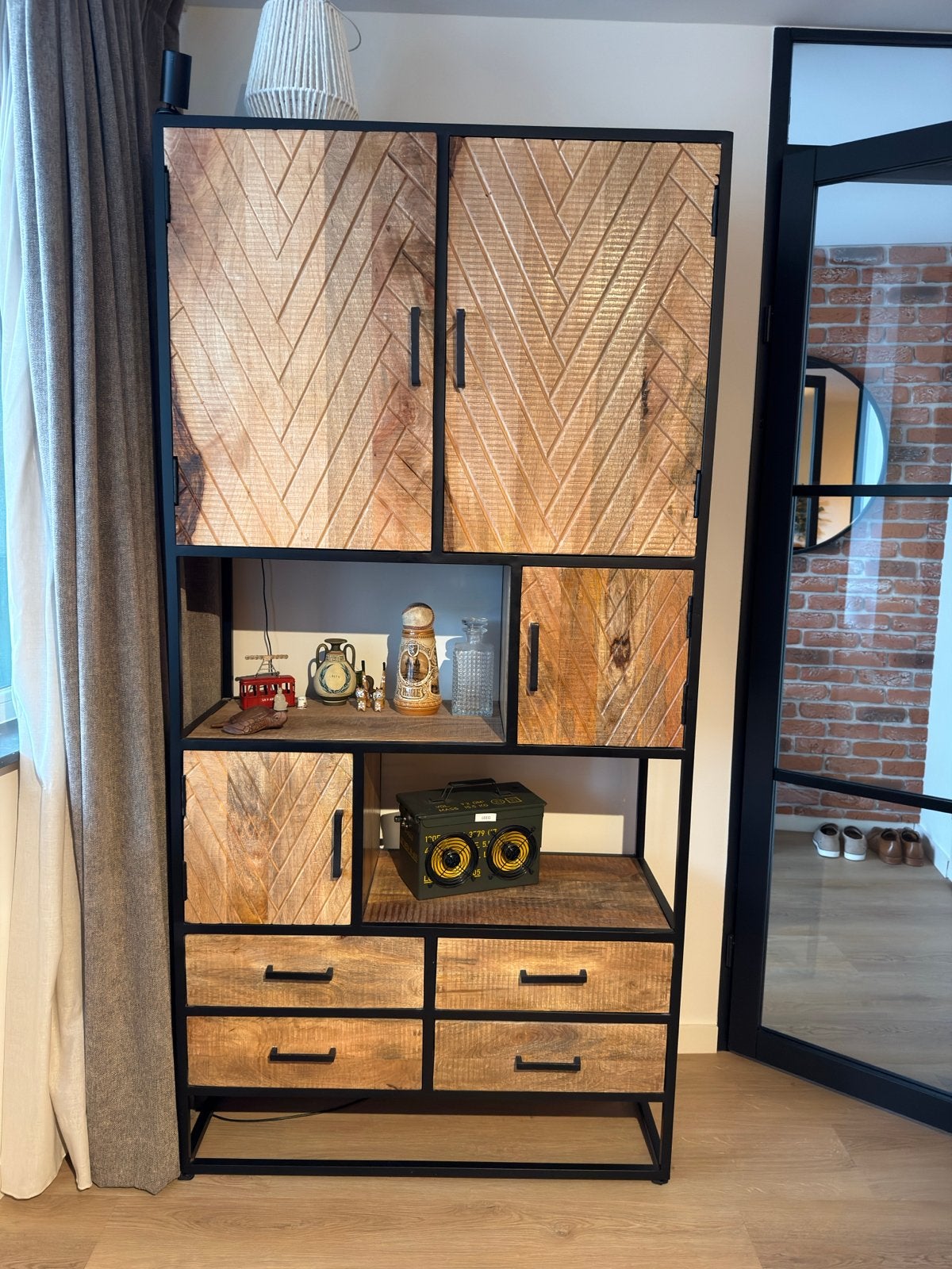 Industriële Kast met Hout en Metaal, Ophalen, 50 tot 100 cm, Zo goed als nieuw, Met lade(s)