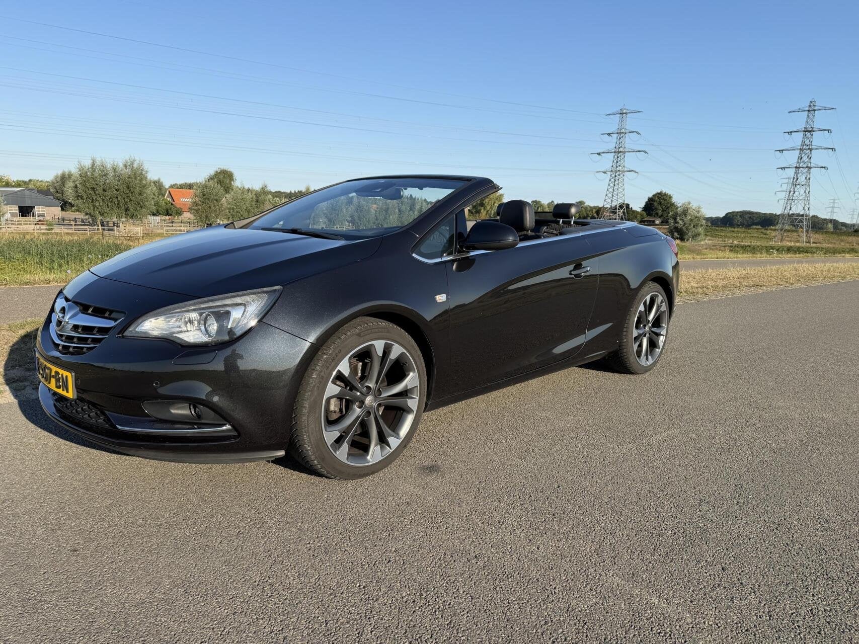 Opel Cascada 1.6 Turbo Cosmo cabriolet, 20 inch boekjes trek, Auto's, Opel, Voorwielaandrijving, Euro 5, Gebruikt, 4 cilinders
